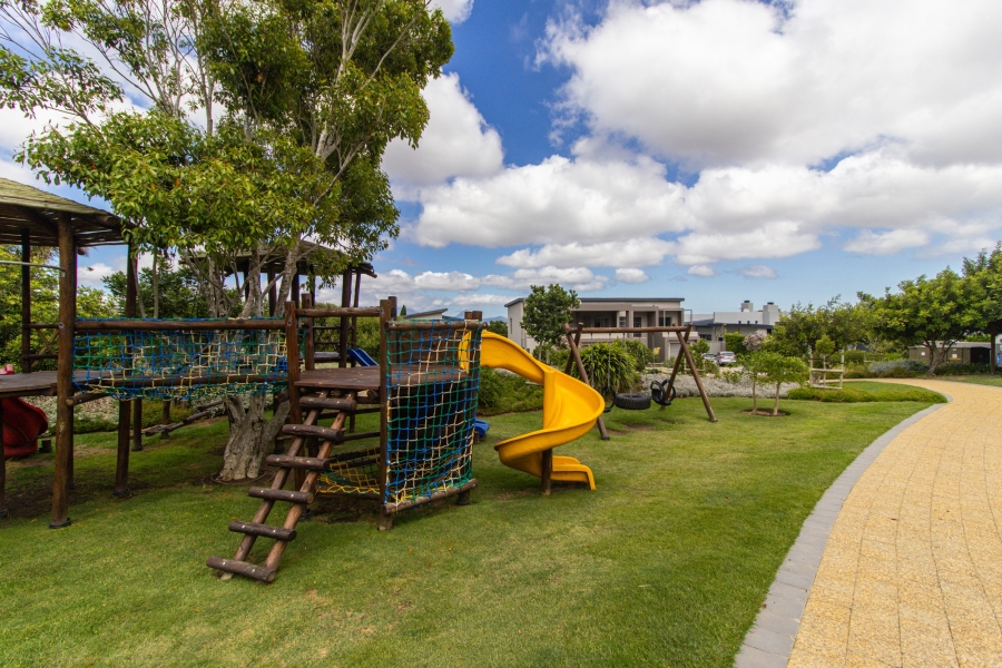 6 Bedroom Property for Sale in Baronetcy Estate Western Cape